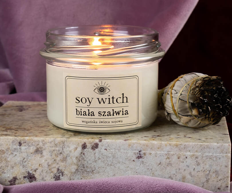 Świeca sojowa biała szałwia Soy Witch 235 ml